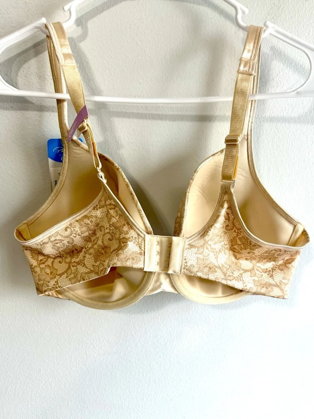 Playtex Women's Love My Curves Beige Floral Bra Size 38D